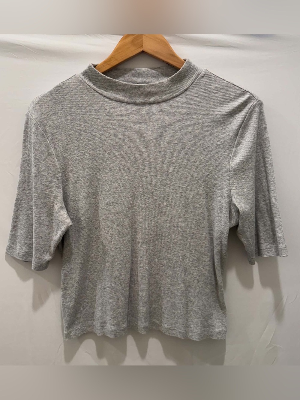 Express Heather Gray Short elbow Sleeve Mock Neck Tee Women XL